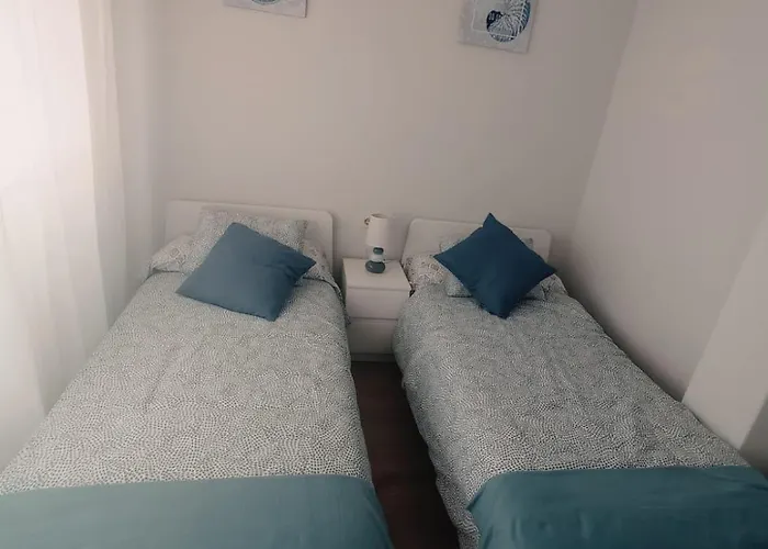 Daire Xabucas Pobra Do Caraminal